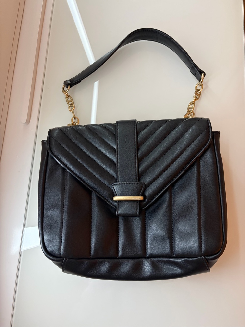 Classic Black Womens Purse -